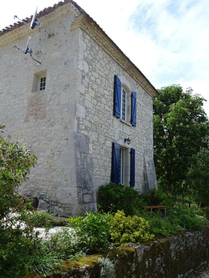 Bergerie Le Vieux Manoir Apartment Valeilles Exterior photo